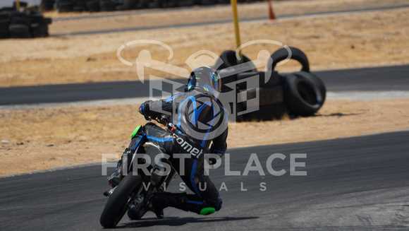 Photos-Thunderdome XP-Apple Valley Speedway-First Place Visuals (10)_May2723_1257PM_FirstPlace
